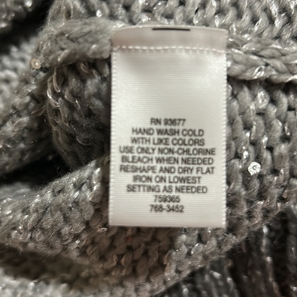 Liz Claiborne Women’s Ombre Long Sleeve Heavy Pullover Cable Knit Petite Medium - Picture 4 of 6